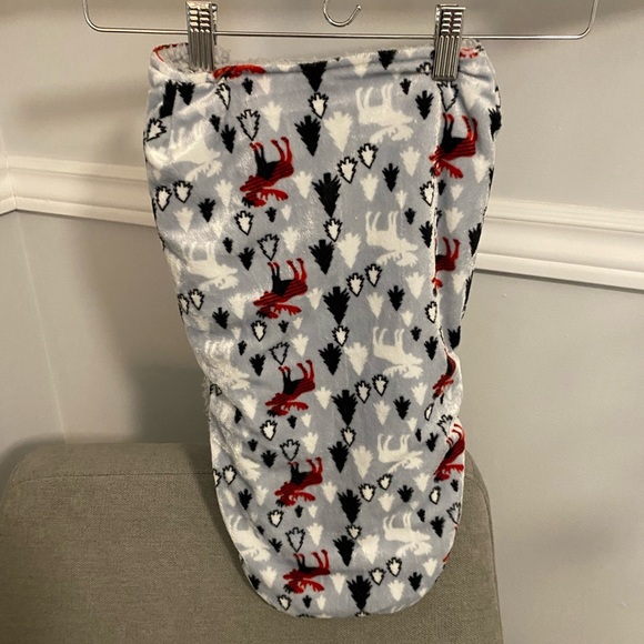 GENTLY USED SHERPA LINED BABY SWADDLE - Picture 7 of 9